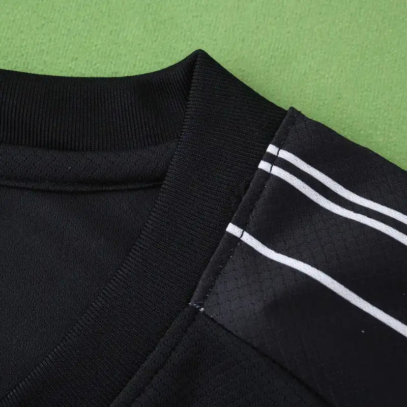 Paris Saint-Germain F.C. – Fourth Jersey 24/25 Fan Version