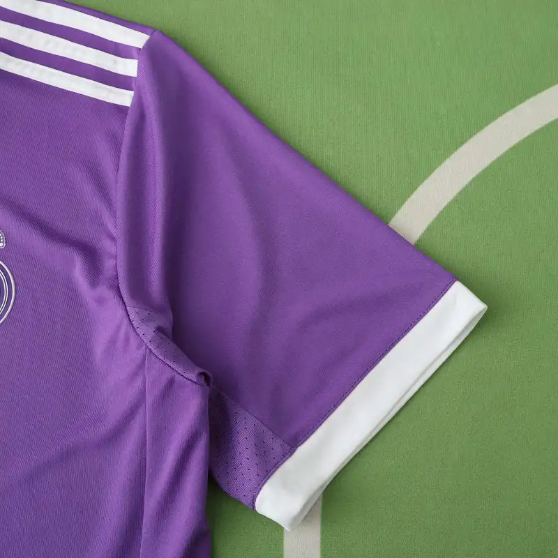 Real Madrid CF – Camiseta Away Retro 16/17 Fan Version