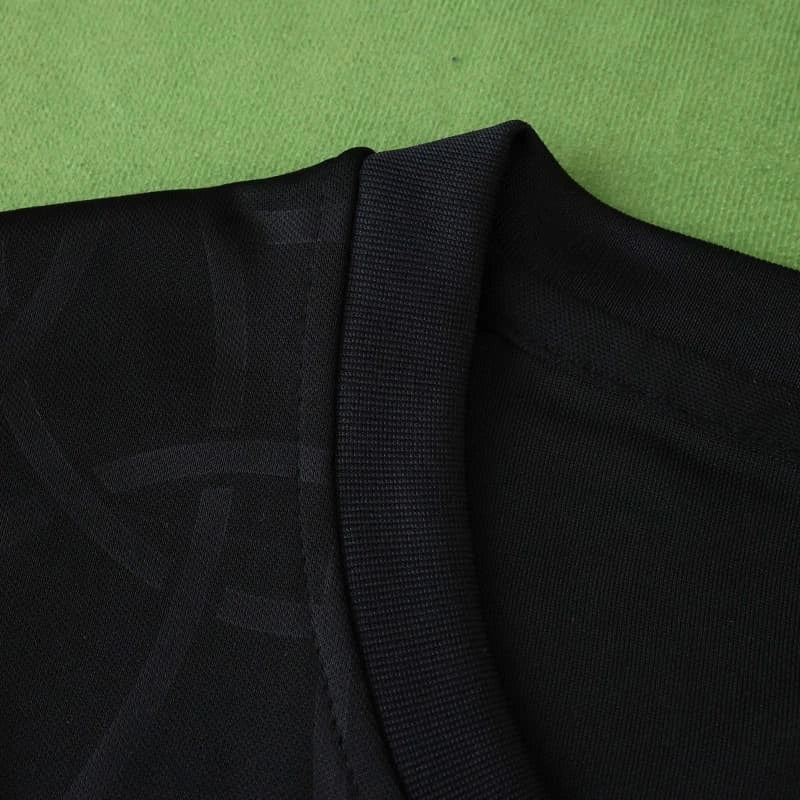 Paris Saint-Germain F.C. – Ropa de Entrenamiento 25/26 Fan Version