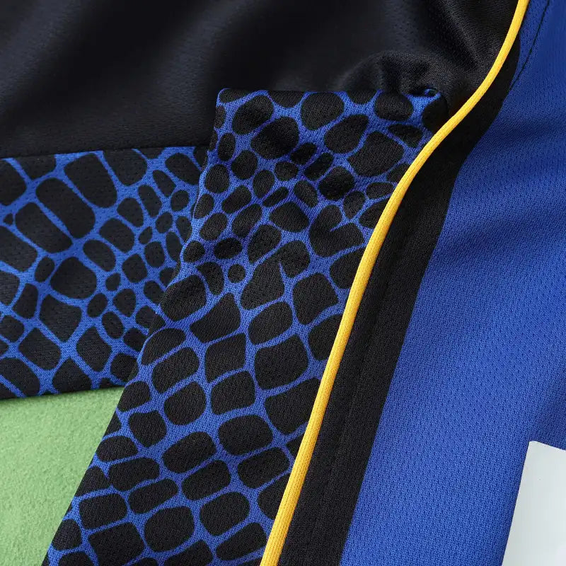 01-02 season Inter Milan home retro Fan version