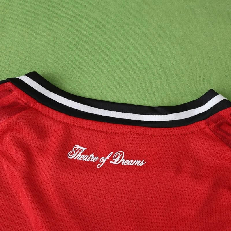 Manchester United F.C. 25/26 – Camiseta Home Manga Larga Fan Version