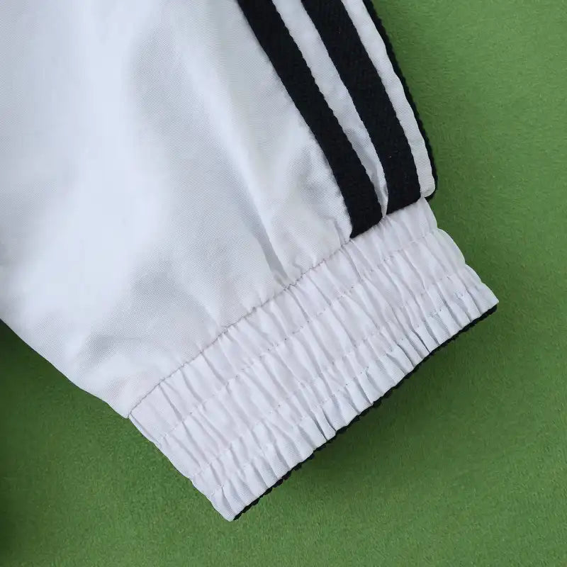 2014/15 Real Madrid CF Cortavientos Reversible – Negro & Blanco