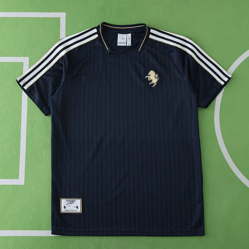 Juventus F.C. – Camiseta Concept 24/25 Fan Version