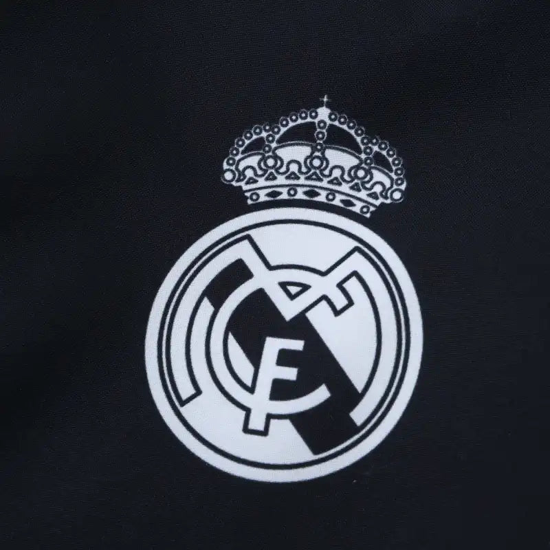 2014/15 Real Madrid CF Cortavientos Reversible – Negro & Blanco