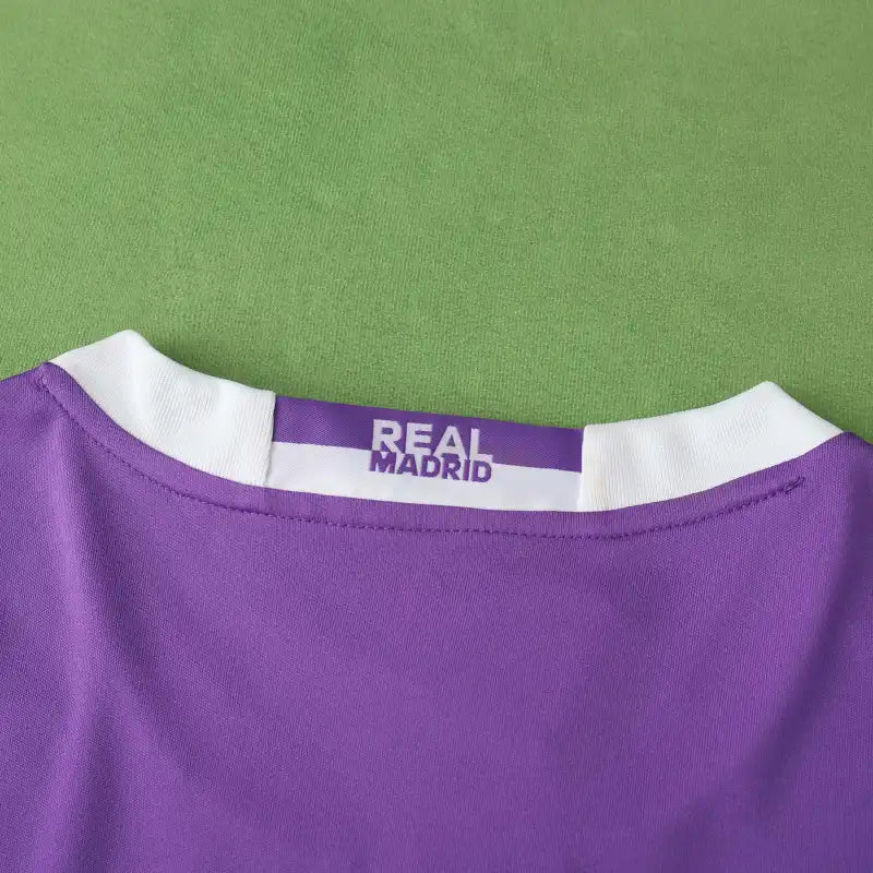 Real Madrid CF – Camiseta Away Retro 16/17 Fan Version